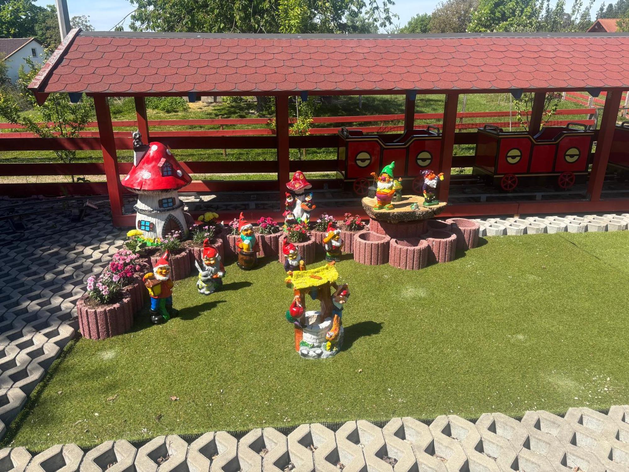 אלטיטינג Ferienhaus Spielburg מראה חיצוני תמונה